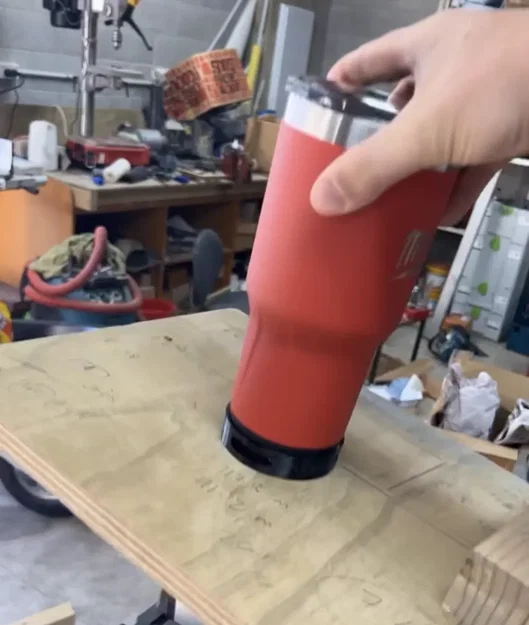 Giá đỡ cốc Packout chắc chắn với 3 vị trí lắp đặt - Image 2