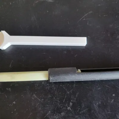 Khóa nắp ca-pô Ford Focus MK2 thay thế