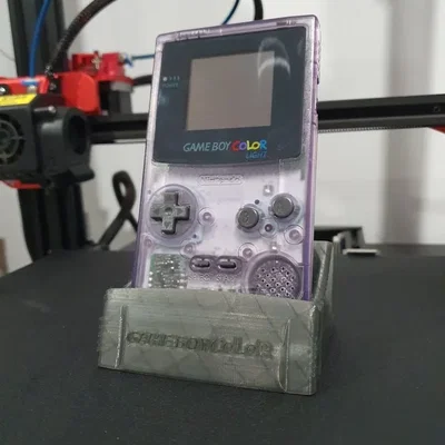 Giá đỡ cho Game Boy Color với thiết kế cong hiện đại