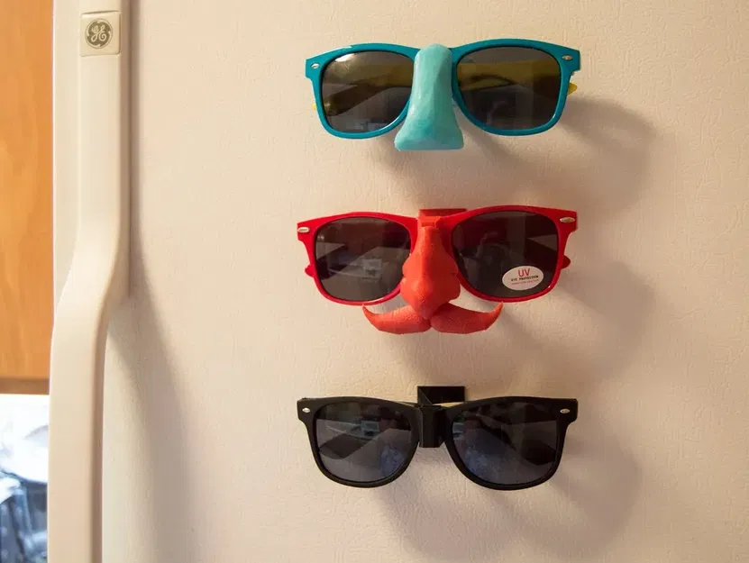 Giá đỡ kính mắt từ tính Pick & Stick cho tủ lạnh - Image 2