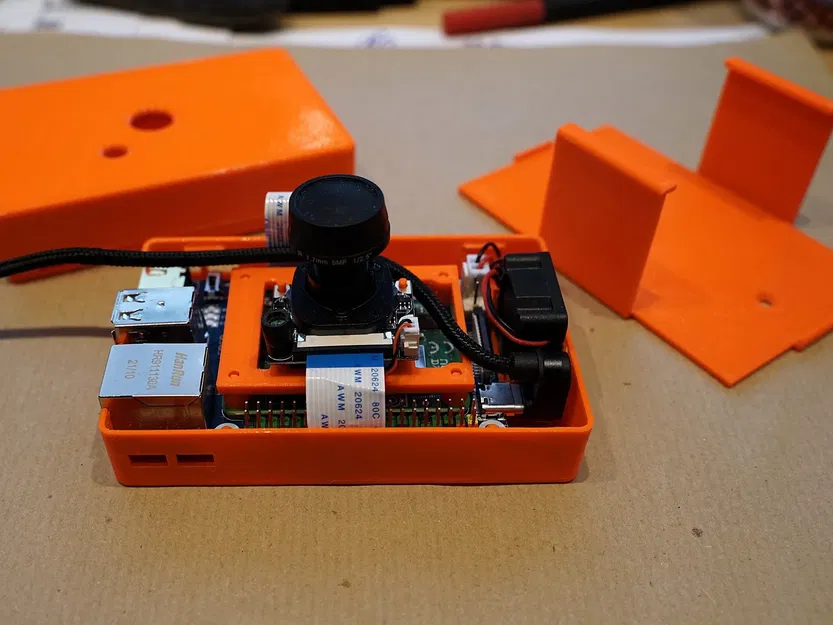 Hộp đựng cho mô-đun Raspberry CM4 trên CM4-IO-Base A - Image 4