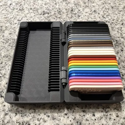 Thẻ filament với lỗ treo móc chìa khóa