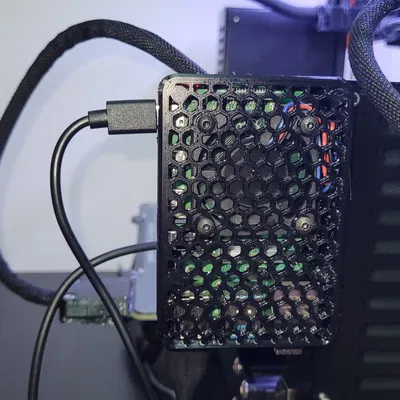 Giá đỡ Raspberry Pi 4 cho máy in Prusa Mk4