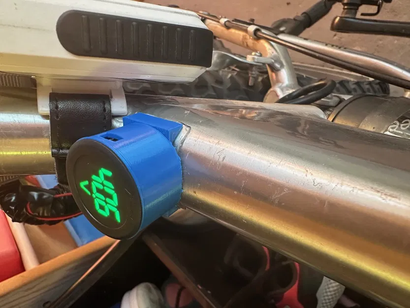 Giá đỡ đồng hồ voltmeter gắn tròn cho xe đạp điện - Image 2