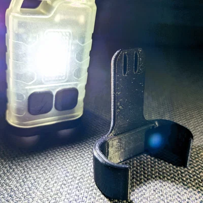 Kẹp đèn pin Boruit V3 cho mũ kiểu bóng chày