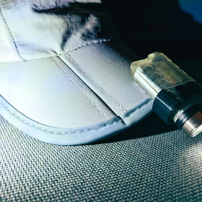 Kẹp đèn pin Boruit V3 cho mũ kiểu bóng chày