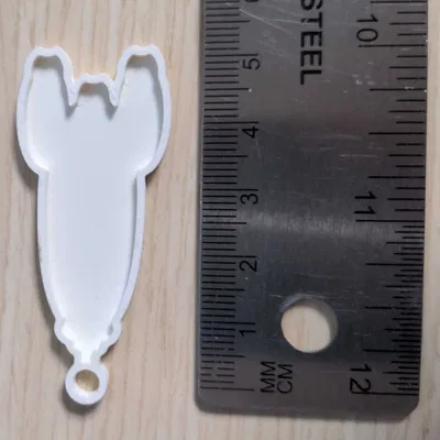 Móc khóa hình tàu vũ trụ độc đáo và sáng tạo