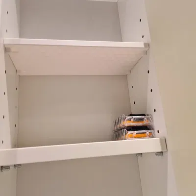 Bảng giá đỡ tủ có thể tùy chỉnh hoàn toàn