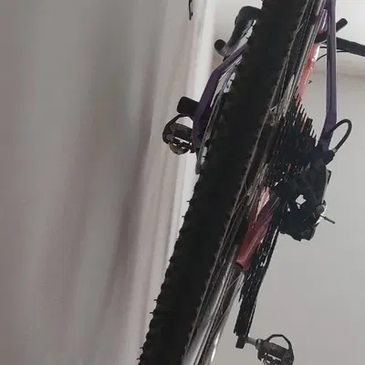 Giá treo xe đạp tiết kiệm không gian KoloHák