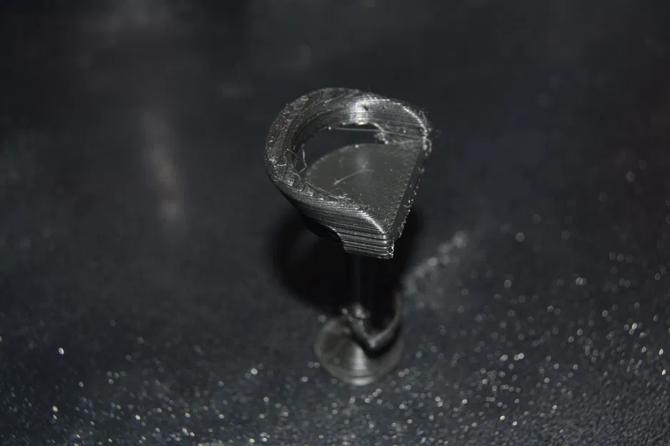 Mô hình ghế bar mini cho nhà búp bê hoặc trang trí - Image 1