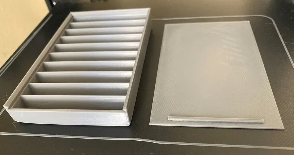 Hộp chứa điện trở xếp chồng được - Image 1