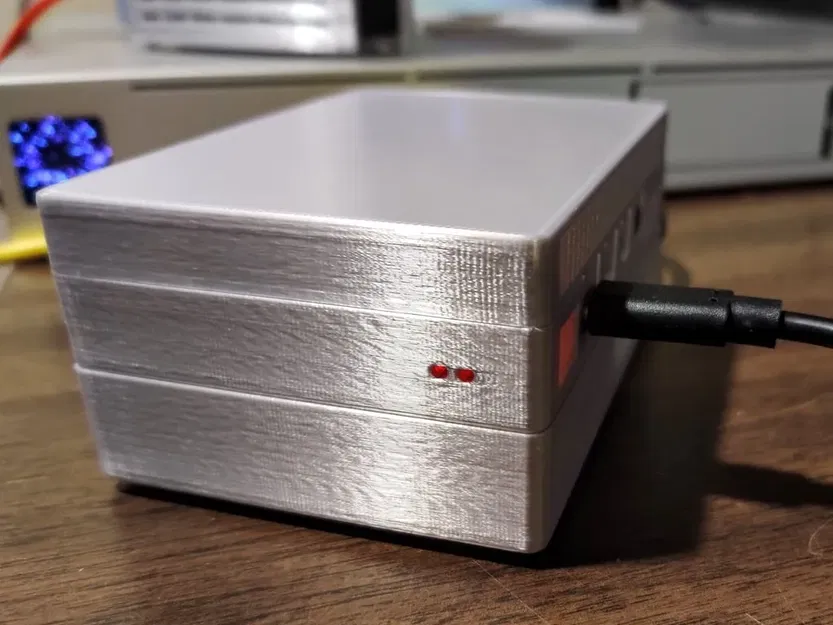 Vỏ Raspberry Pi 4 B cho SSD và quạt 30mm - Image 1