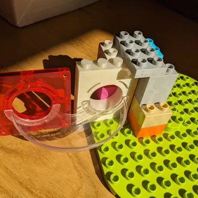 Gạch Lego Duplo 1x4x8 tương thích với đường chạy bóng Connetix