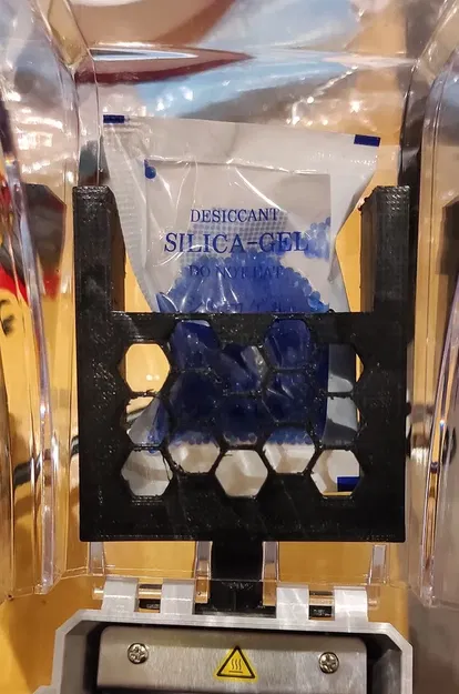 Giá đỡ túi silica cho máy sấy SunLu Filadryer với lỗ cắt sẵn - Image 1