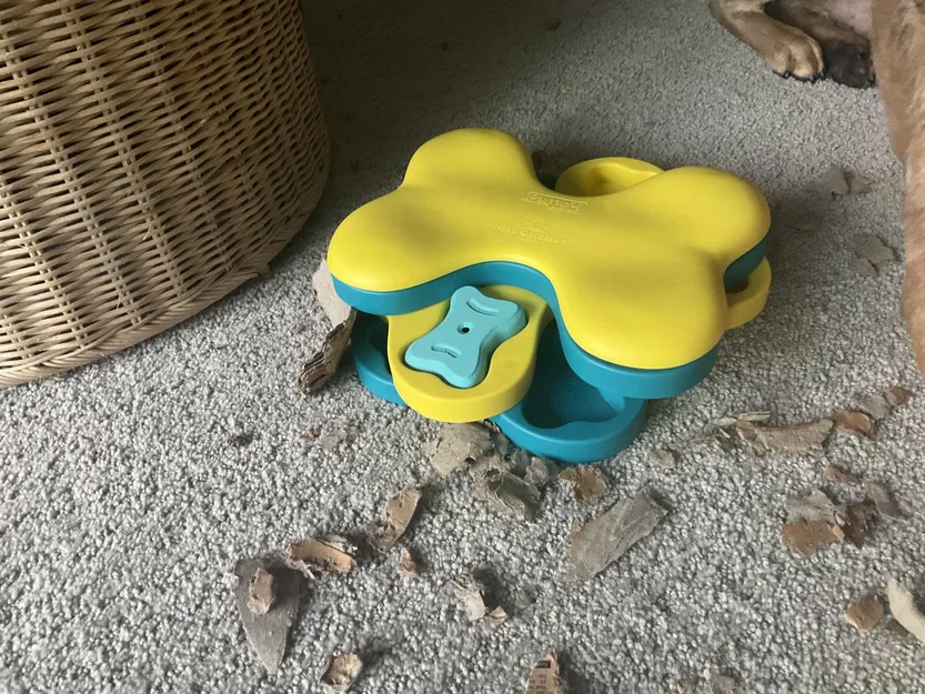 Các bộ phận thay thế cho đồ chơi chó tương tác giải đố của Nina Ottosson - xương, nắp "gạch chó" - Image 3