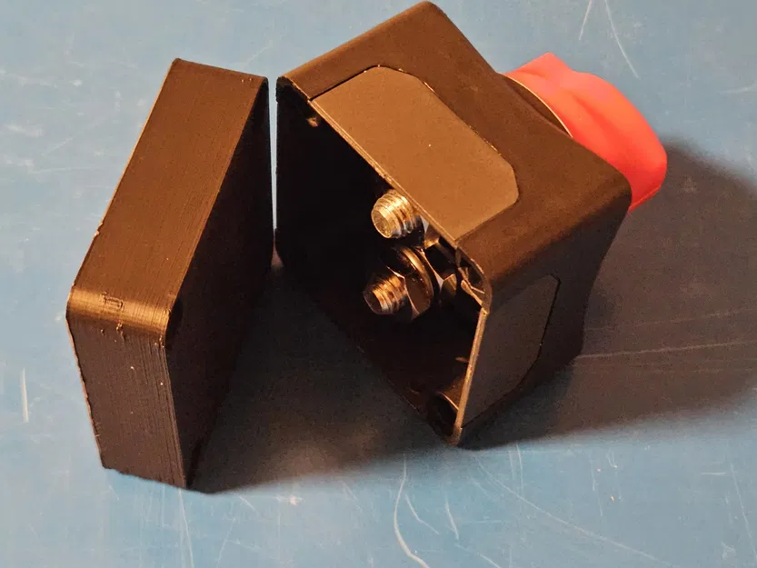 Giá đỡ cho công tắc acquy Victron 275 A - Image 3