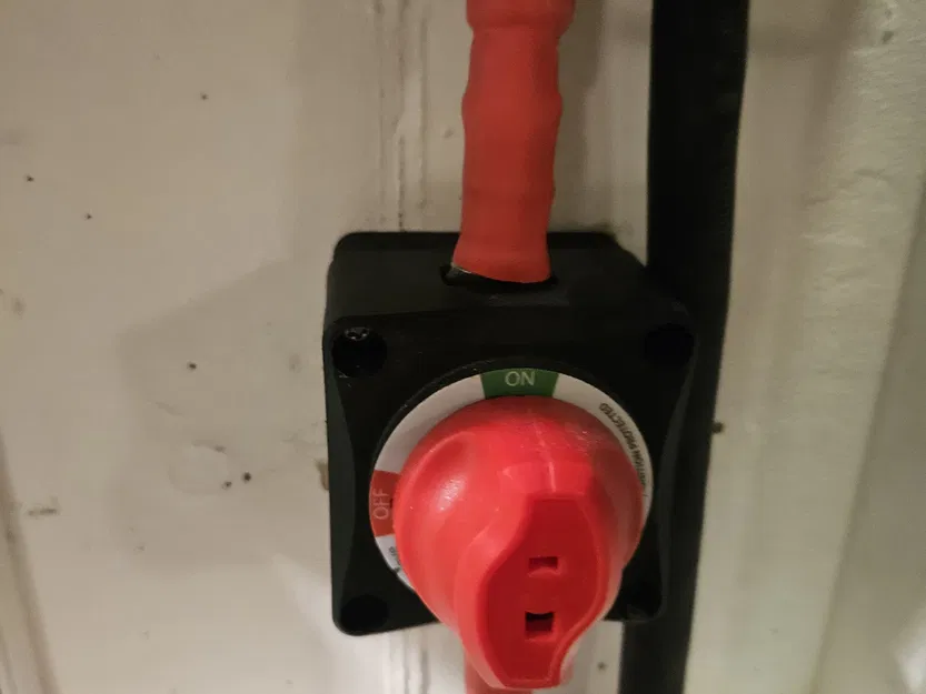 Giá đỡ cho công tắc acquy Victron 275 A - Image 5