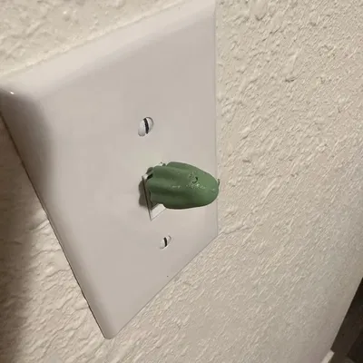 Không gian âm cho công tắc đèn lắp vừa vặn