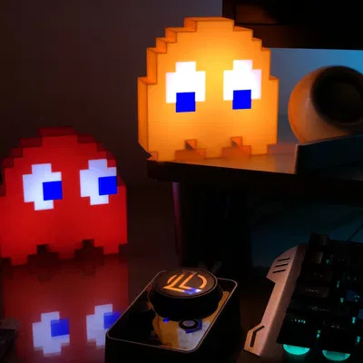 Những bóng ma PAC-MAN kiểu 8Bit đầy màu sắc