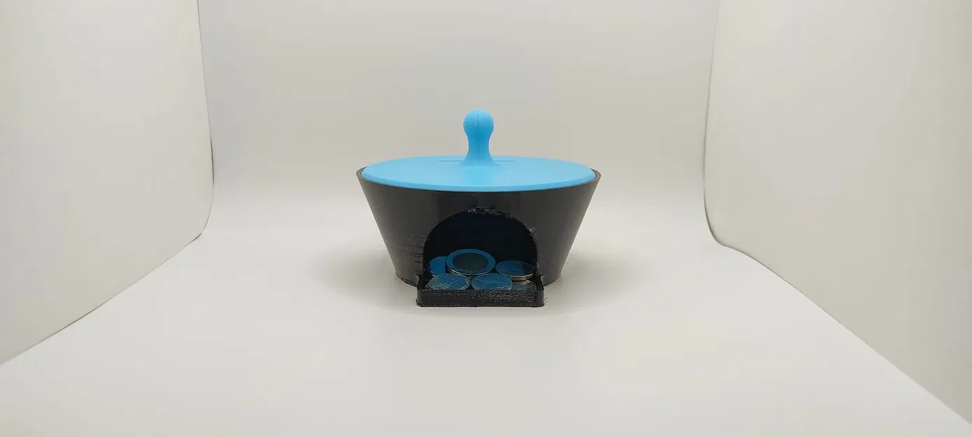 Bát tiền với nắp và đường trượt thú vị - Image 1