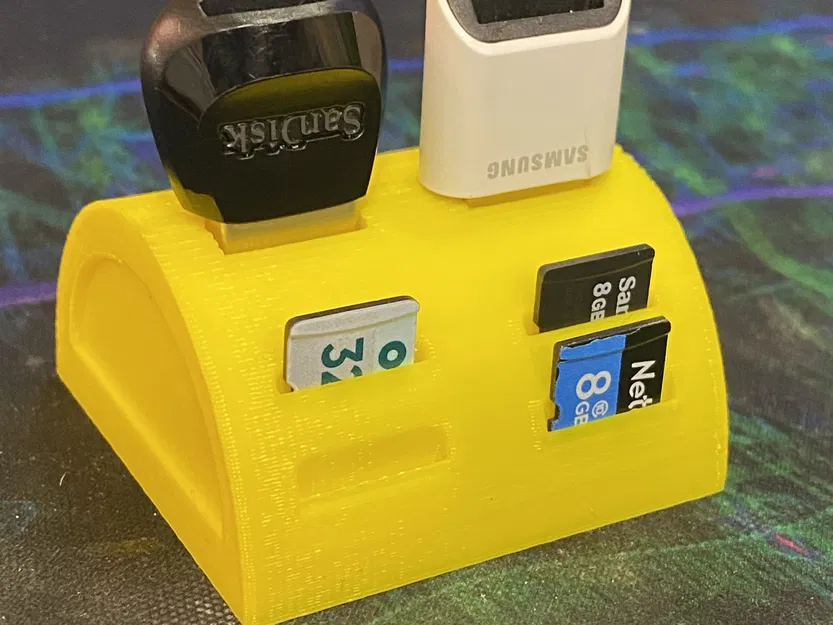 Giá đỡ USB và thẻ micro SD cho bàn làm việc - Image 1