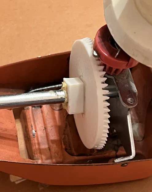 Bánh răng trục thay thế cho máy cuộn len 'Royal' thập niên 1970 - Image 3