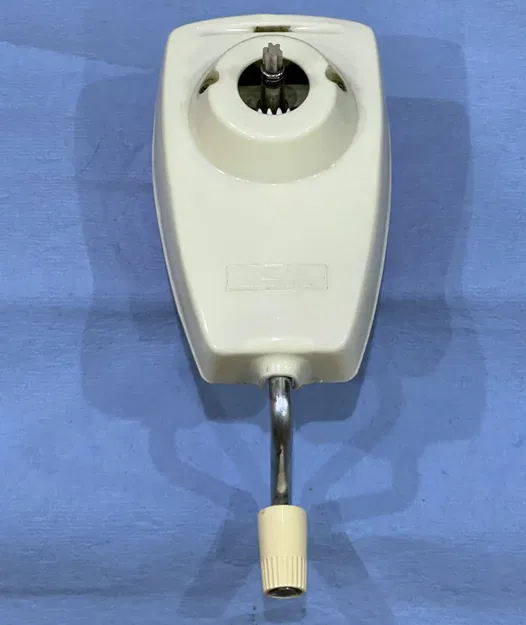 Bánh răng trục thay thế cho máy cuộn len 'Royal' thập niên 1970 - Image 6