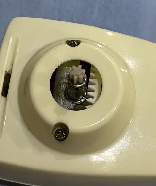 Bánh răng trục thay thế cho máy cuộn len 'Royal' thập niên 1970 - Image 7