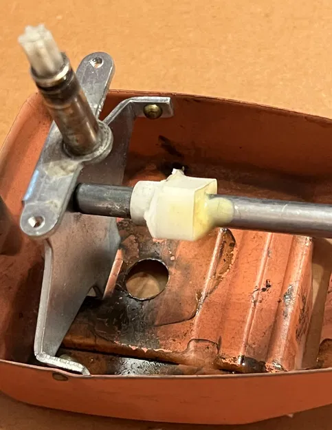 Bánh răng trục thay thế cho máy cuộn len 'Royal' thập niên 1970 - Image 8