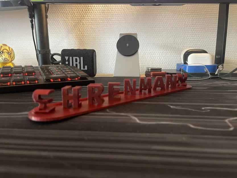 Mô hình hiển thị hài hước Ehrenmann gửi ảnh khỏa thân - Image 1