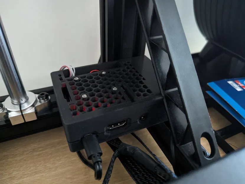 Giá đỡ Raspberry Pi 3B+ cho máy in Ender-5 S1 - Image 1