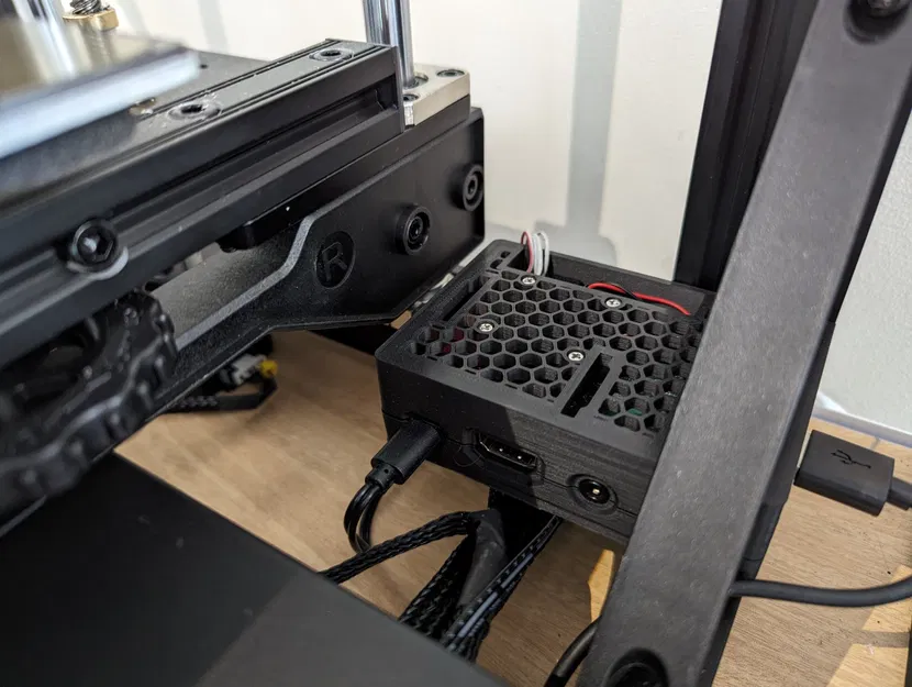Giá đỡ Raspberry Pi 3B+ cho máy in Ender-5 S1 - Image 3
