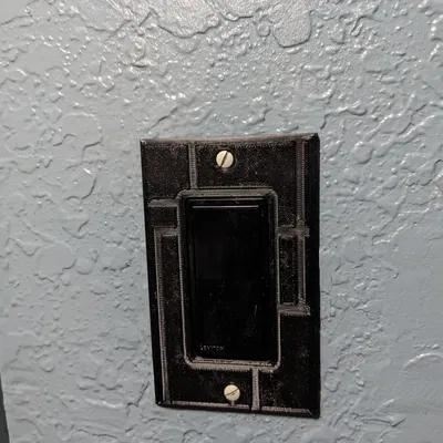 Nắp công tắc thiết kế hiện đại giống tường board and batten