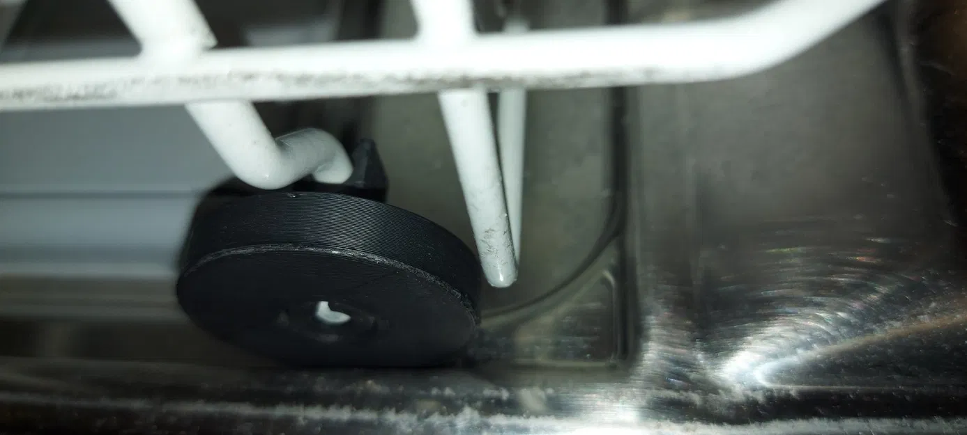 Bánh xe khay máy rửa chén Zanussi chắc chắn hơn bản gốc - Image 4