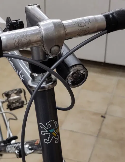 Giá đỡ đèn xe đạp cho Sigma Aura 30 và 22.2mm - Image 2