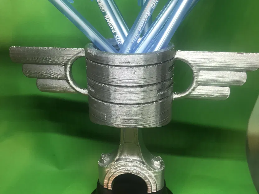 Piston Vàng từ bộ phim Cars - Image 3