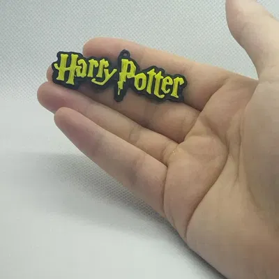**Móc khóa biểu tượng Harry Potter độc đáo**