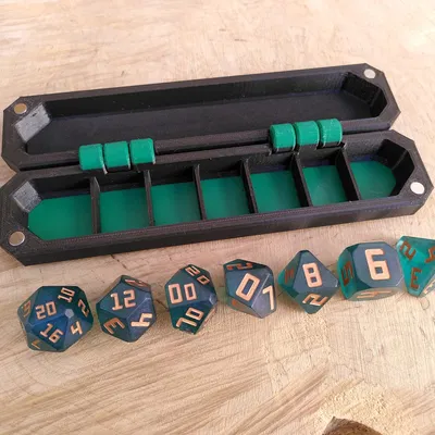 Hộp đựng xúc xắc EDDC mỏng gọn nhẹ