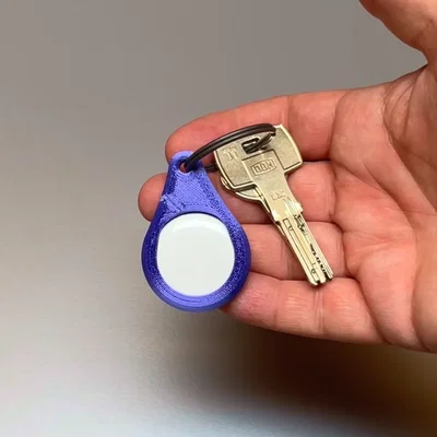 Móc chìa khóa bảo vệ AirTag với cơ chế khóa thông minh