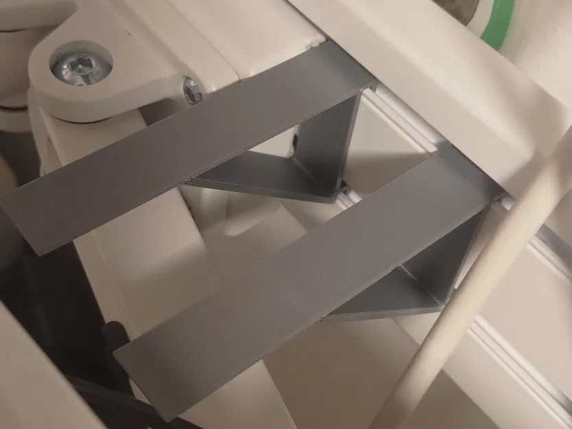 Giá đỡ tùy chỉnh cho thanh treo Alza Slatwall - Image 1