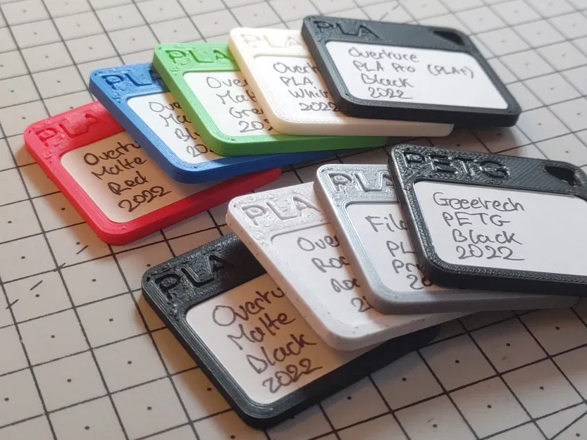 Mẫu màu filament với nhãn 24 × 35 mm - Image 1