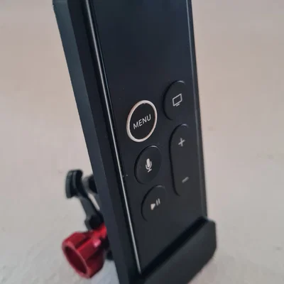 Giá đỡ đơn giản cho điều khiển AppleTV đen với giá đỡ GoPro
