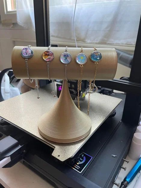 Giá đỡ vòng tay in 3D tiện lợi và sang trọng - Image 1