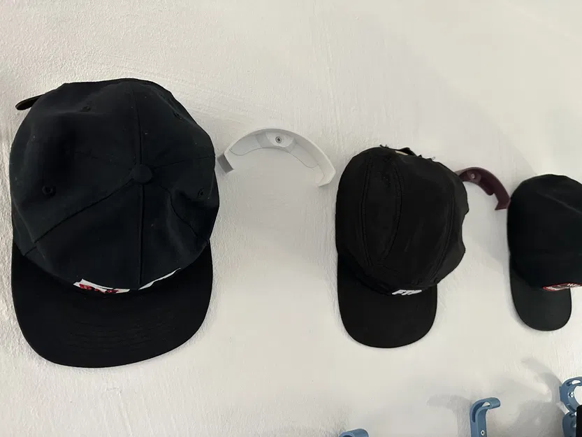 Giá treo mũ CapHanger gắn tường giữ dáng mũ - Image 3