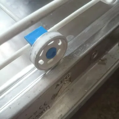 Kẹp bánh xe máy rửa chén AEG thay thế