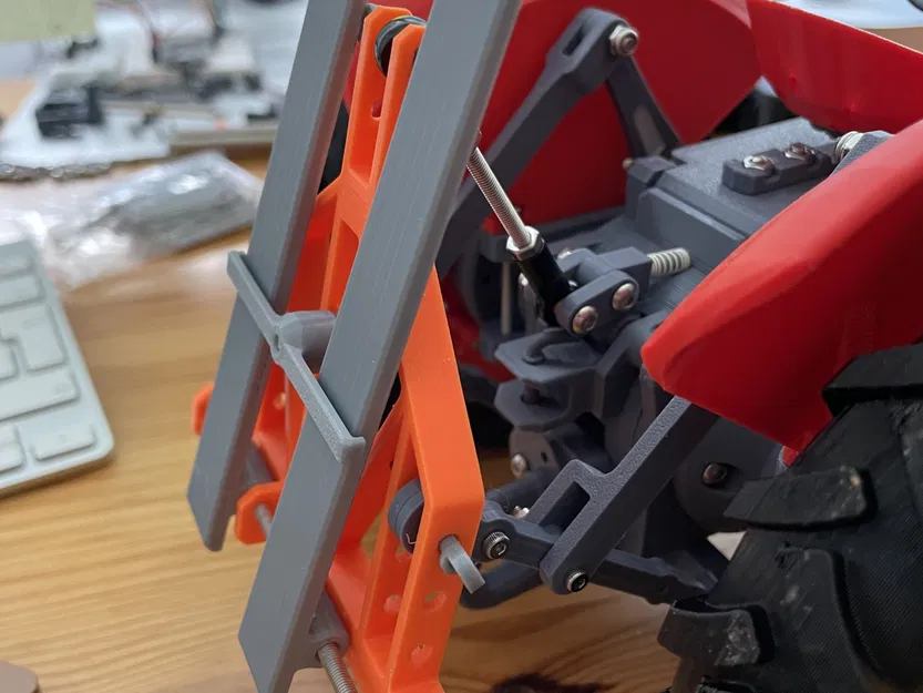 Càng nâng pallet cho xe kéo OpenRC - Image 14