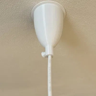 Nắp cáp đèn trần với kích thước 70x96mm