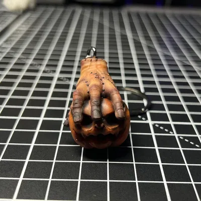 Móc chìa khóa bí ngô độc đáo dành cho Halloween