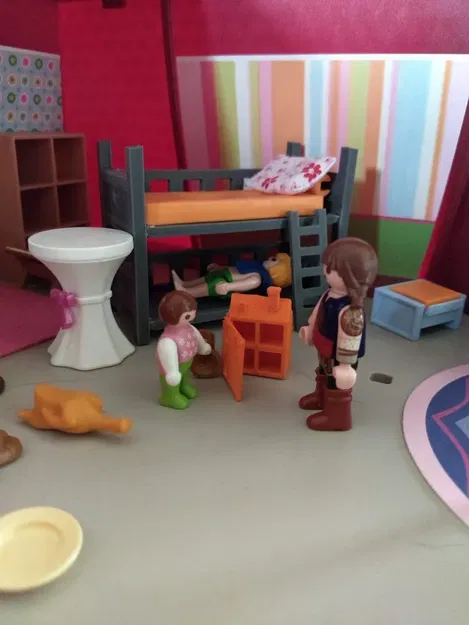 Nhà búp bê trong nhà búp bê độc đáo - Image 1