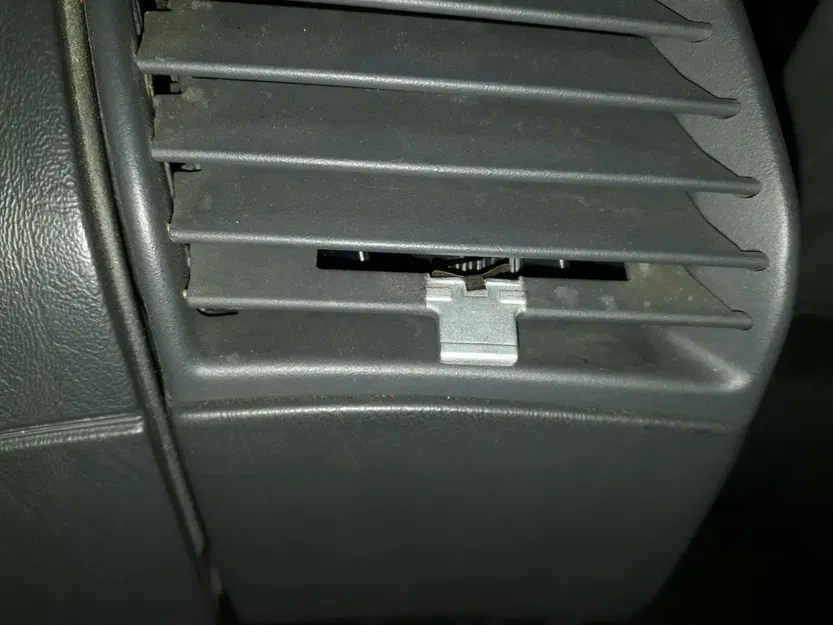 Nút điều chỉnh luồng gió bảng điều khiển Mercedes-Benz SL R129 - Image 2